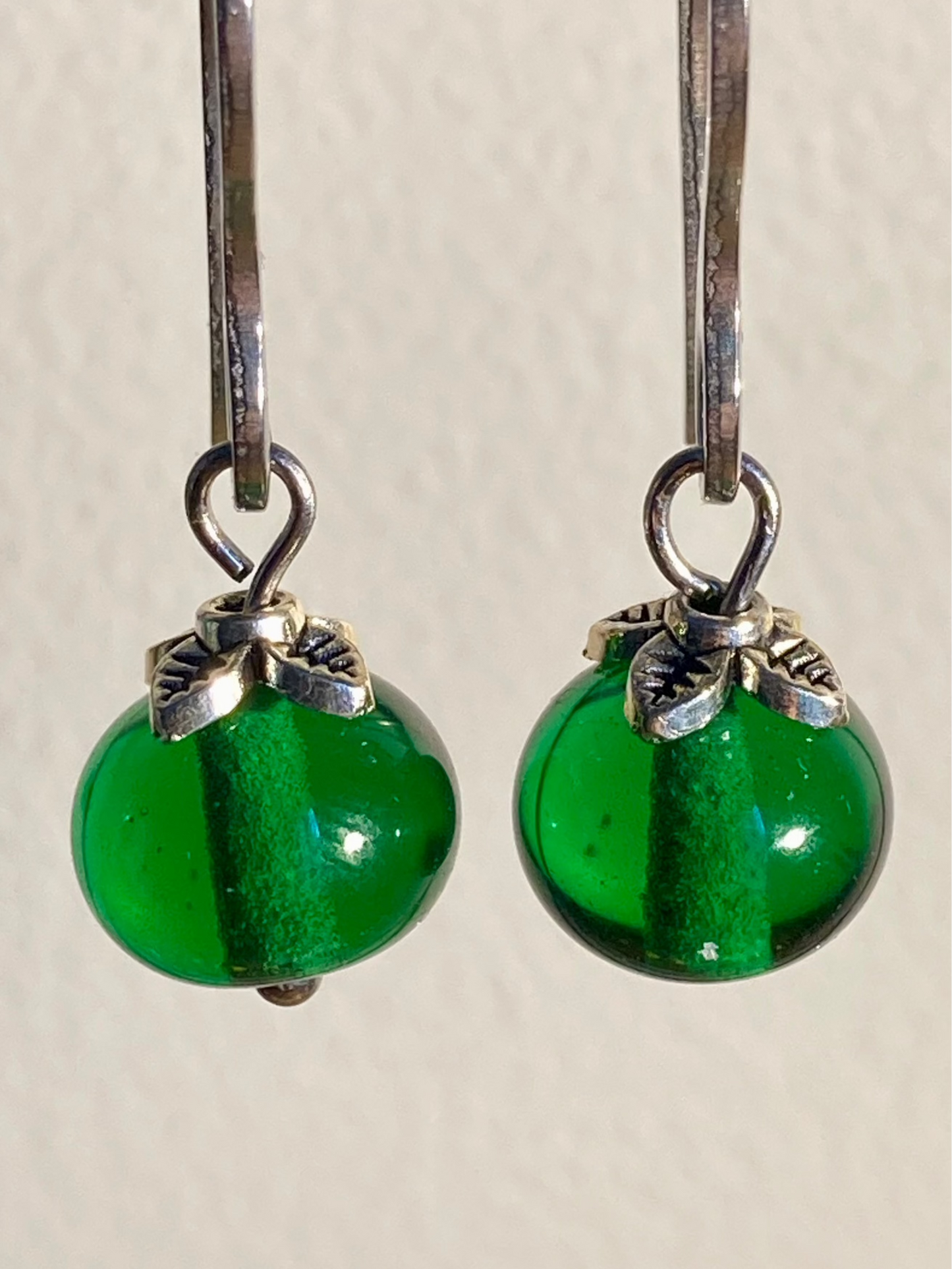 Boucles d'oreilles pendantes vert sapin