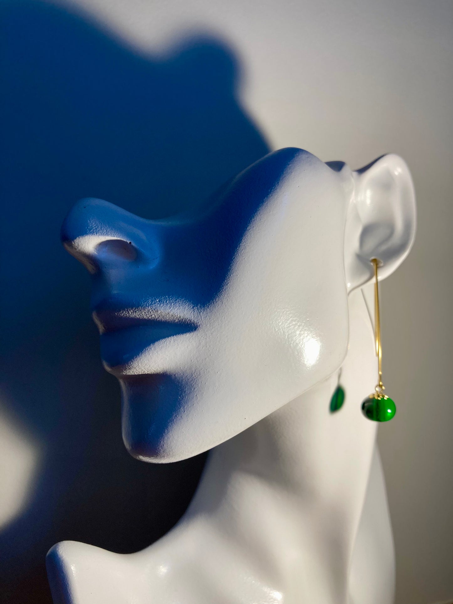Boucles d'oreilles pendantes longues vert sapin