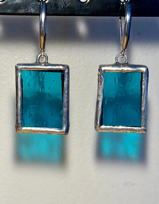 Boucles d'oreilles en vitrail bleu turquoise