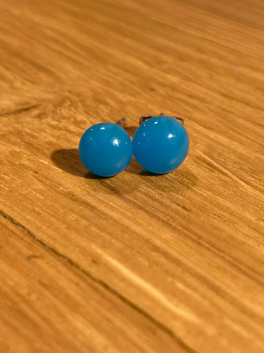 Puces bleu azur  en verre de petite taille