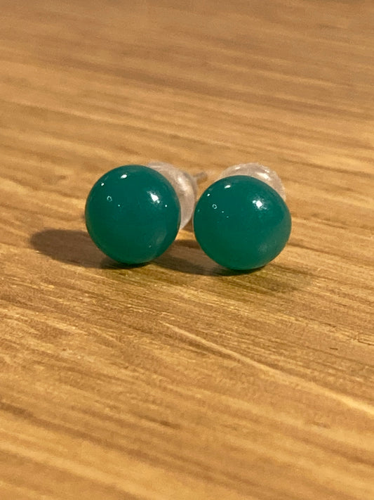 Puces vert menthe  en verre de petite taille