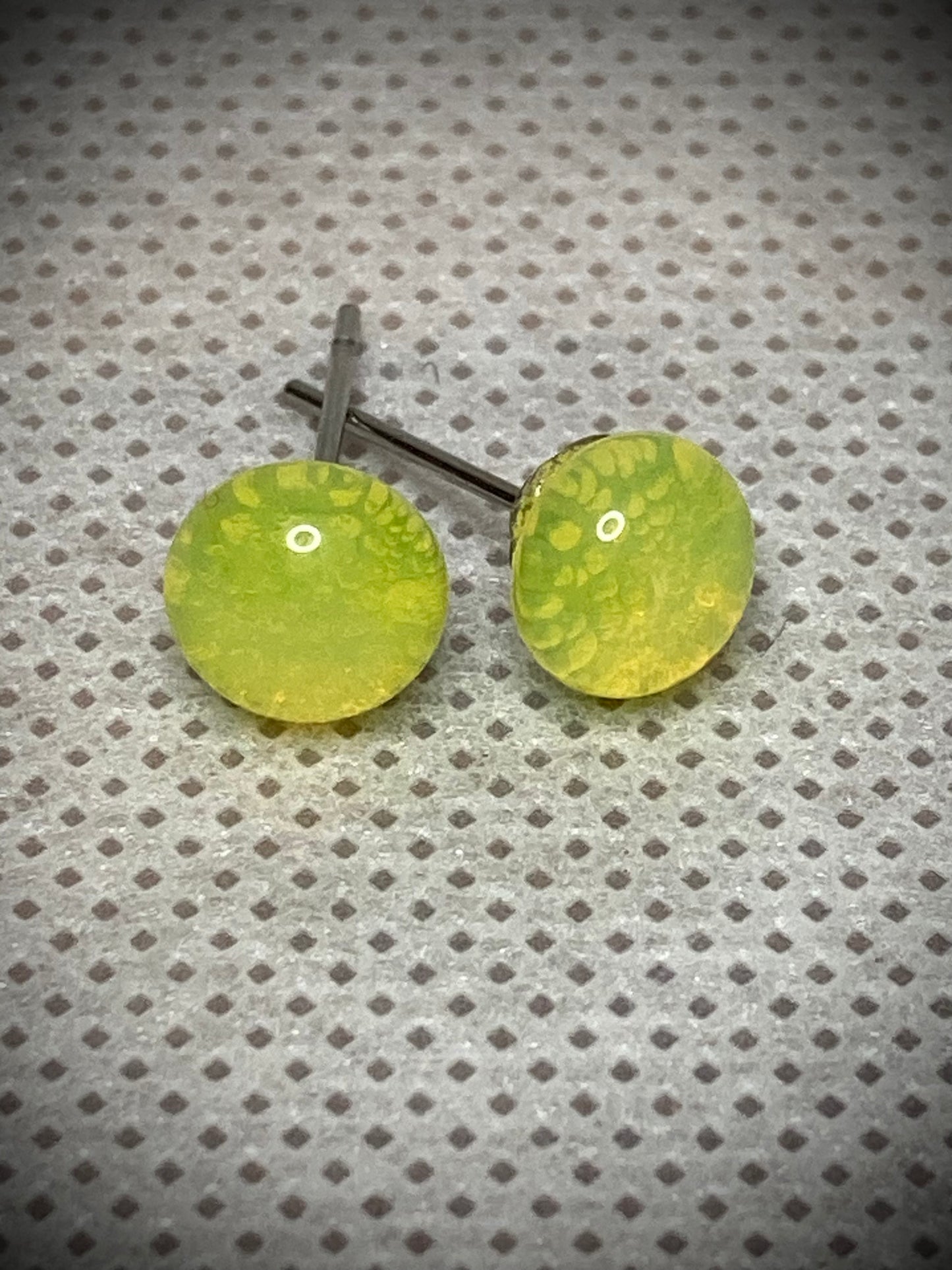 Puces jaune-fluo  en verre