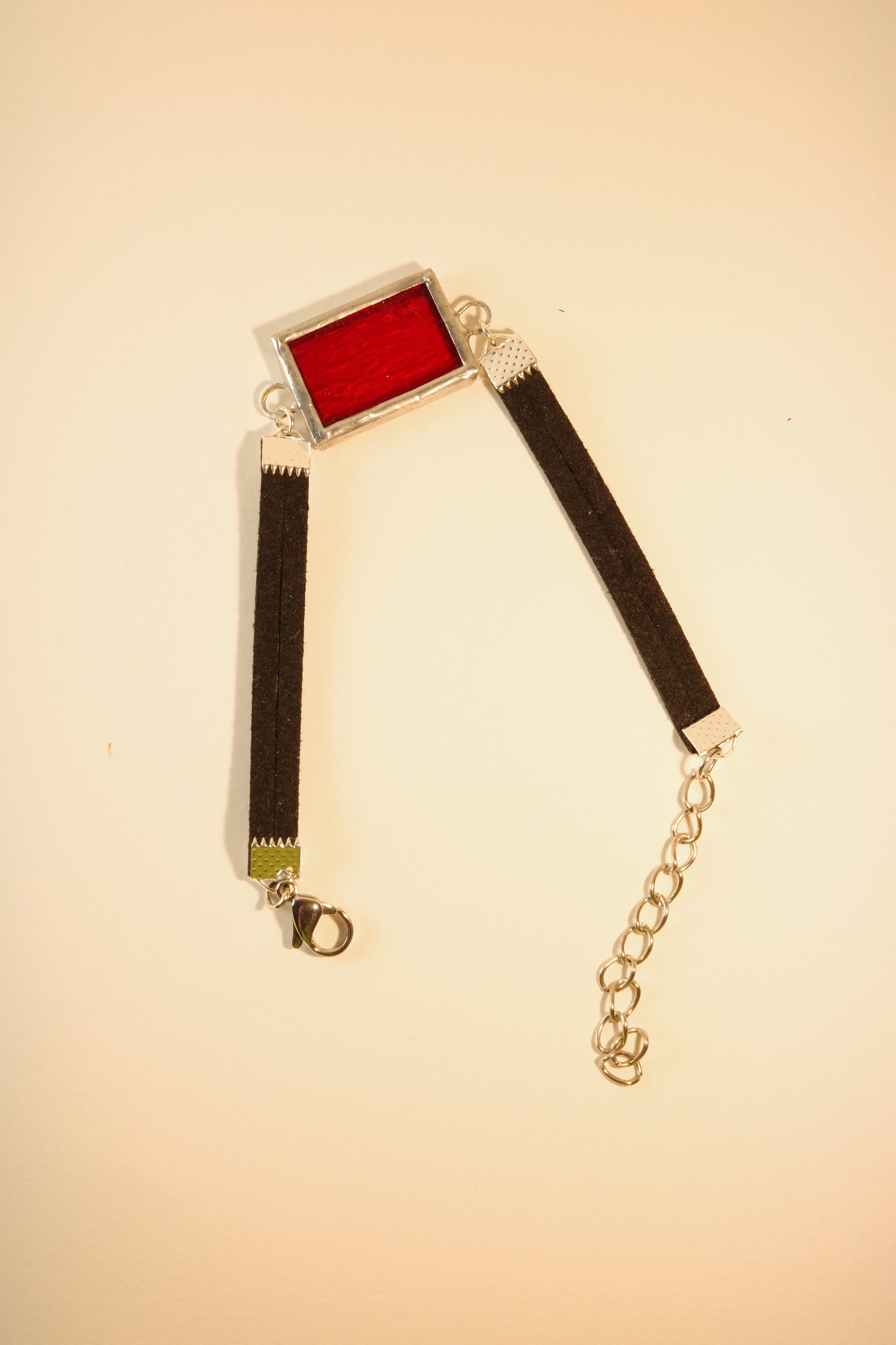 Bracelet rouge en vitrail rectangulaire