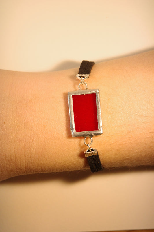 Bracelet rouge en vitrail rectangulaire